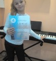 Юная звездочка из Болотного покорила Международный  конкурс в Болгарии